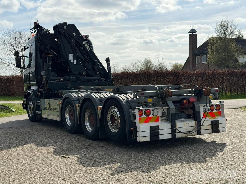 Scania R580 V8 8x4 !!TRIPLE HIAB 24 TM CRANE!!CONTAINERSY Camiones elevadores de gancho
