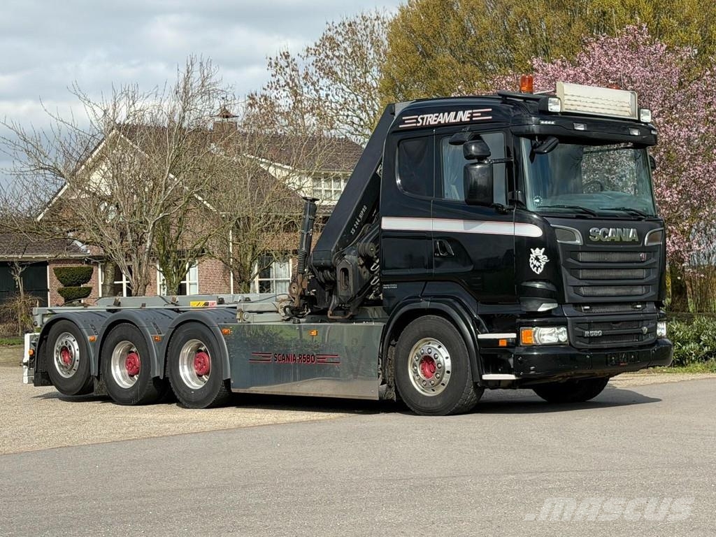 Scania R580 V8 8x4 !!TRIPLE HIAB 24 TM CRANE!!CONTAINERSY Camiones elevadores de gancho