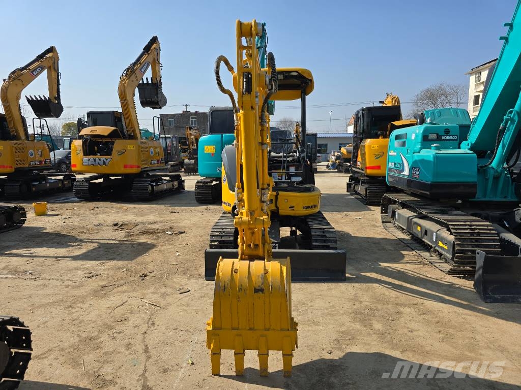 Komatsu PC30 Mini bageri < 7t