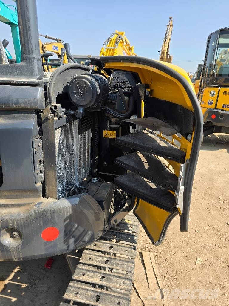 Komatsu PC30 Mini bageri < 7t