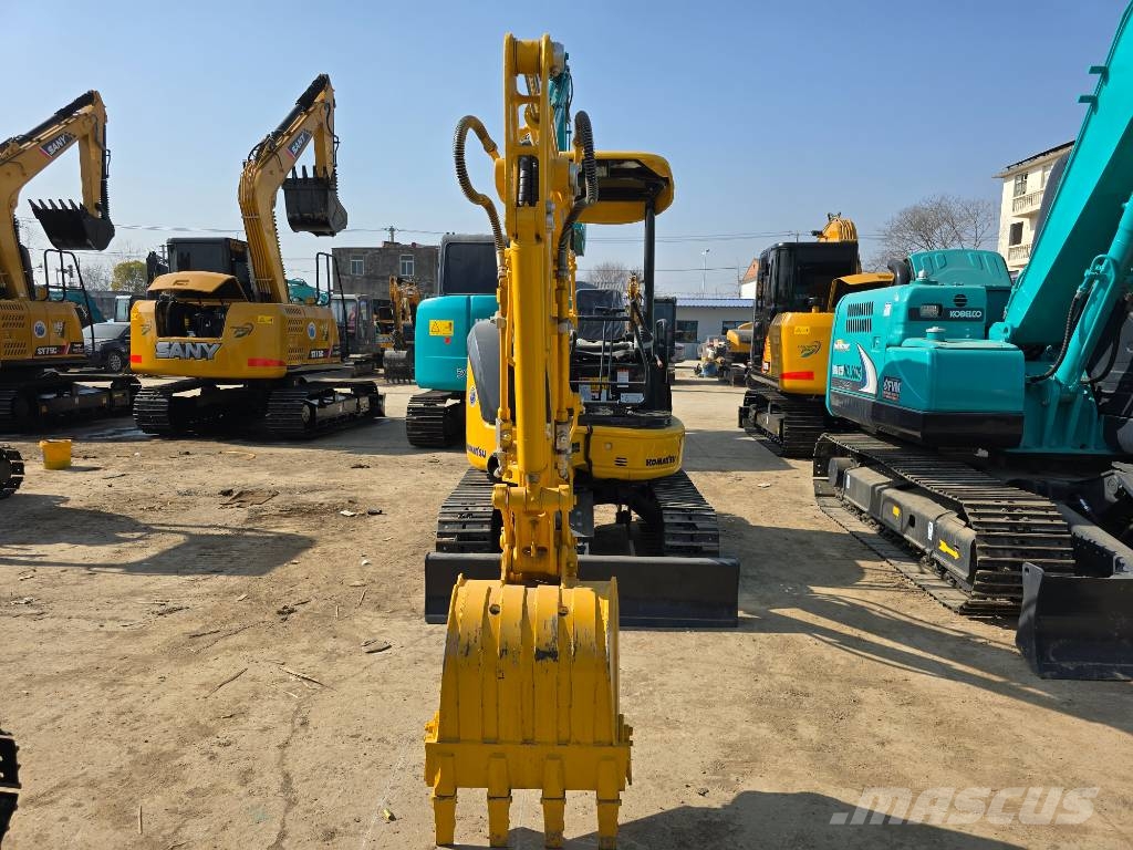 Komatsu PC30 Mini bageri < 7t
