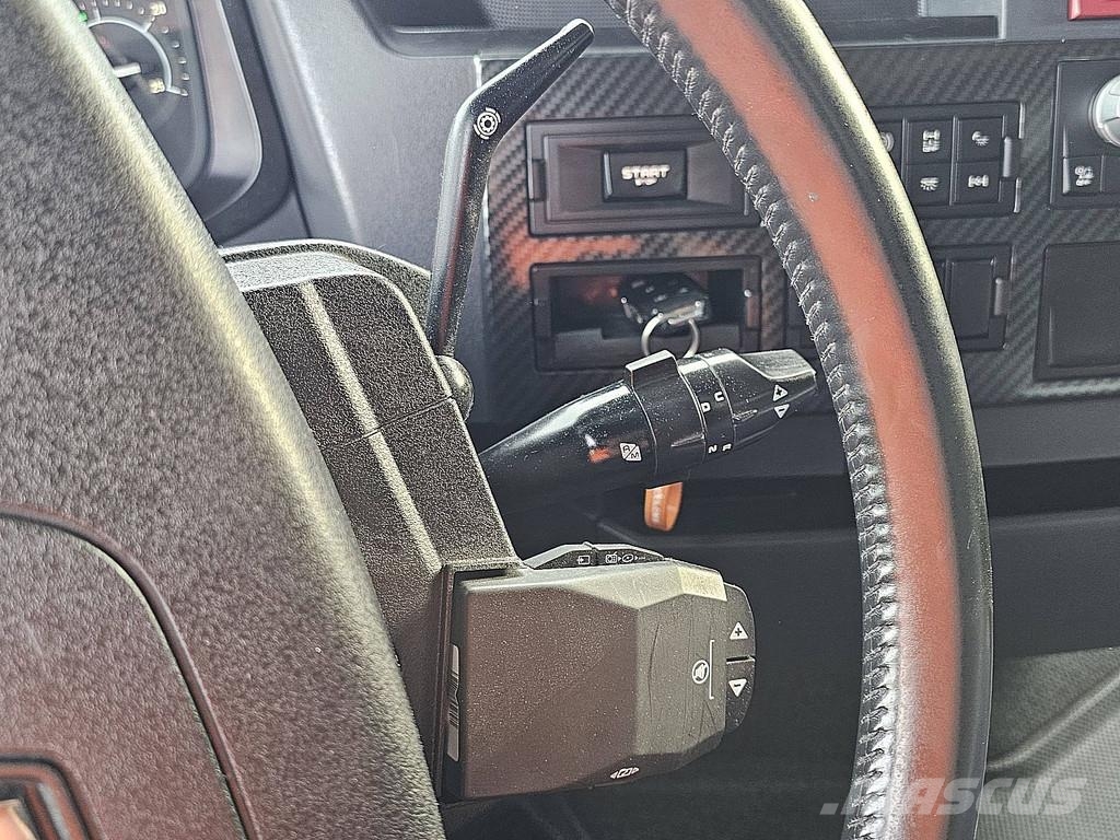 Renault T 480 RETARDER 中古トラクターヘッド | トレーラーヘッド