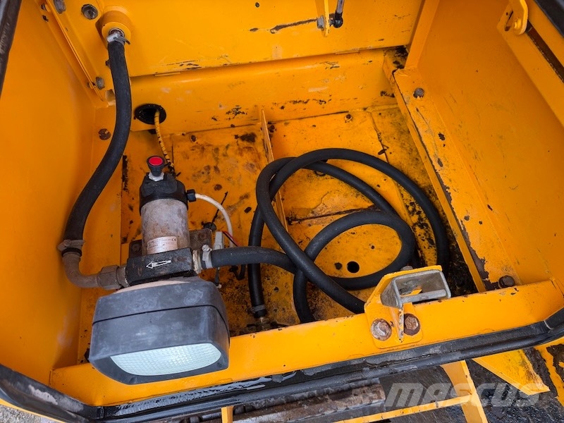 Hyundai Robex 210 LC-7 Rupsgraafmachines