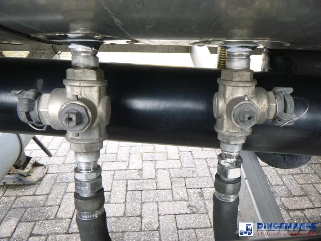 Van Hool Food tank inox 36 m3 / 4 comp + pump Tanktrailer
