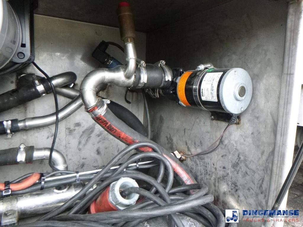 Van Hool Food tank inox 36 m3 / 4 comp + pump Tanktrailer