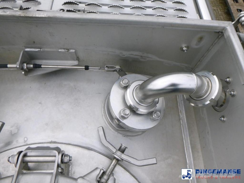 Van Hool Food tank inox 36 m3 / 4 comp + pump Tanktrailer