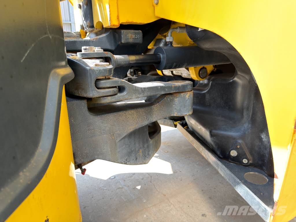Bomag BW161ADO-5 Dvojni valjarji