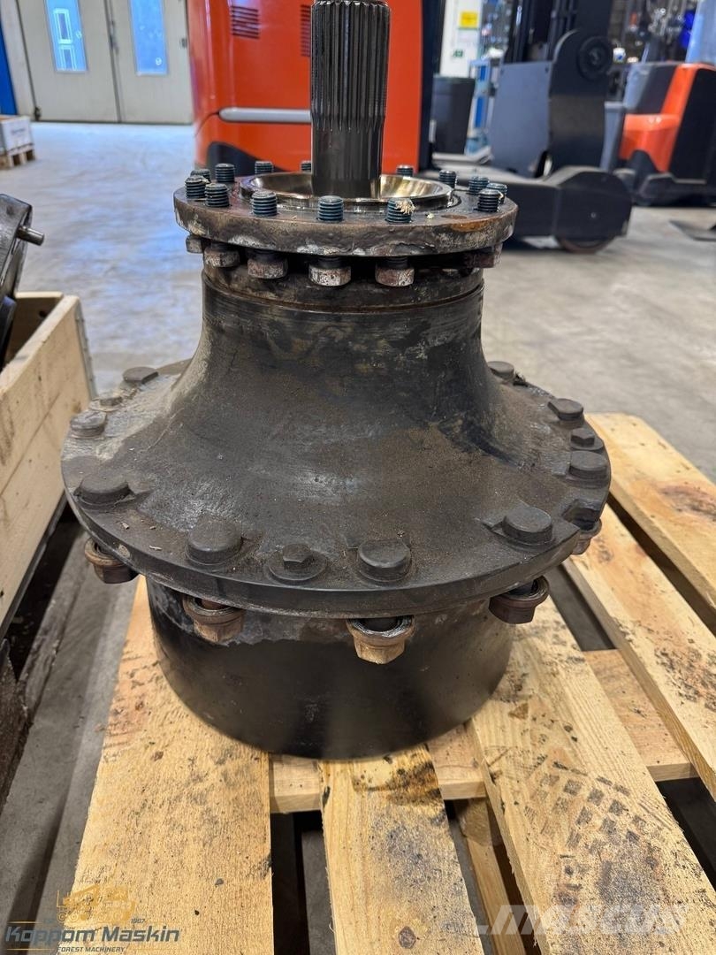 Komatsu 895 & 951 Nav / wheel hub Used/Beg Transmisión