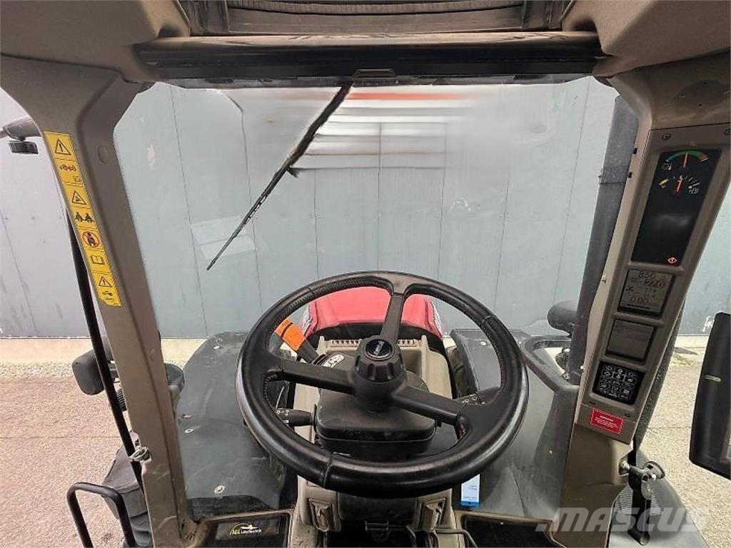 Case IH IH OPTUM 270 CVX Traktorer