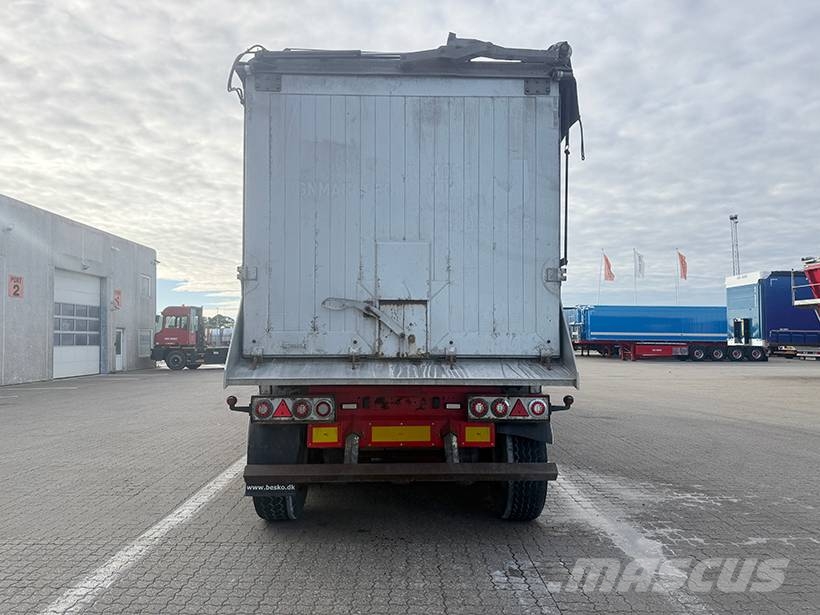 MTDK Tipper / Kippauflieger 61 m3 Kippladerauflieger