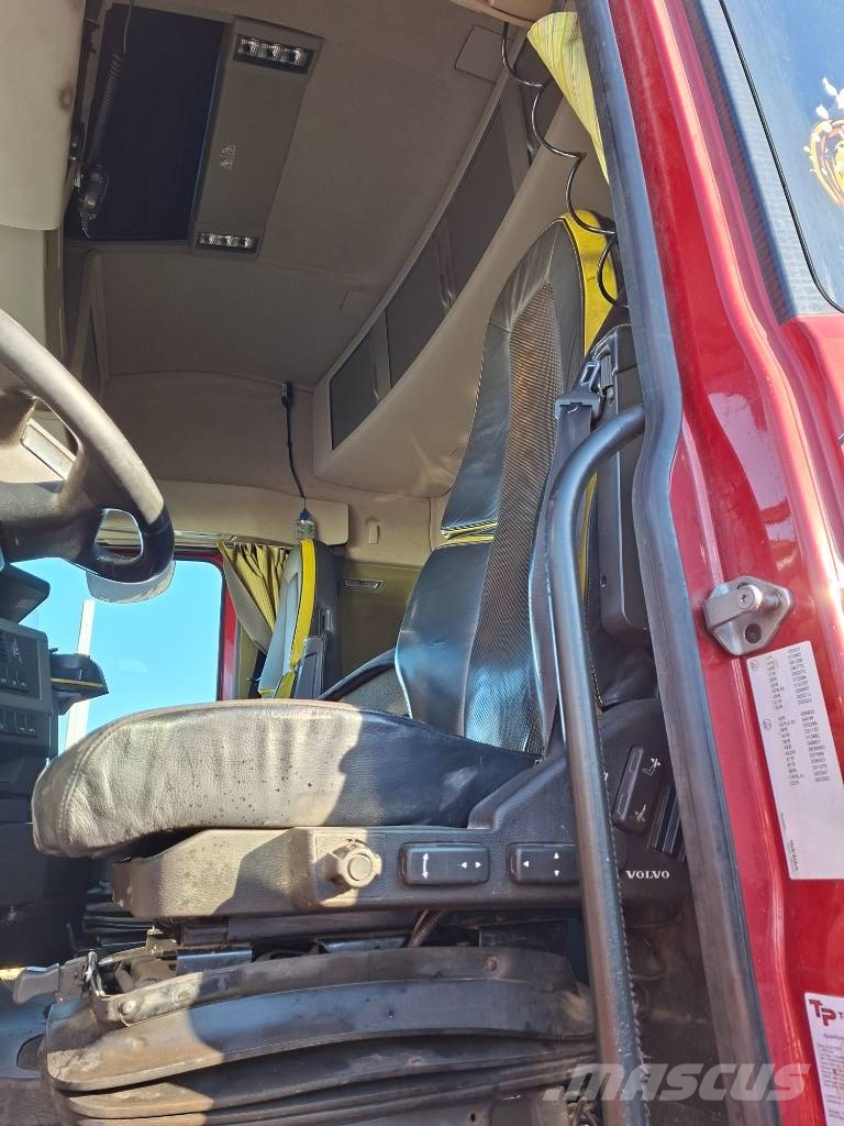 Volvo FH 16 شاحنات أشجار