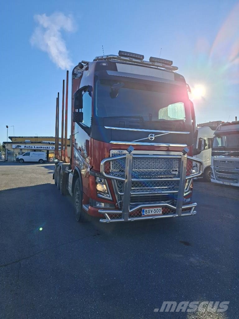 Volvo FH 16 شاحنات أشجار