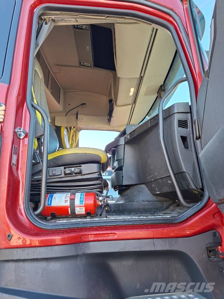 Volvo FH 16 شاحنات أشجار