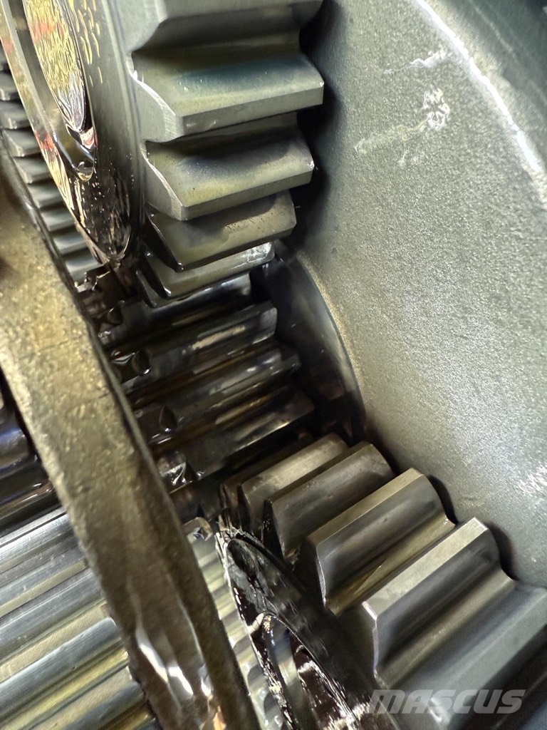 Sennebogen S 613 USED FINAL DRIVE Crane spares & accessories