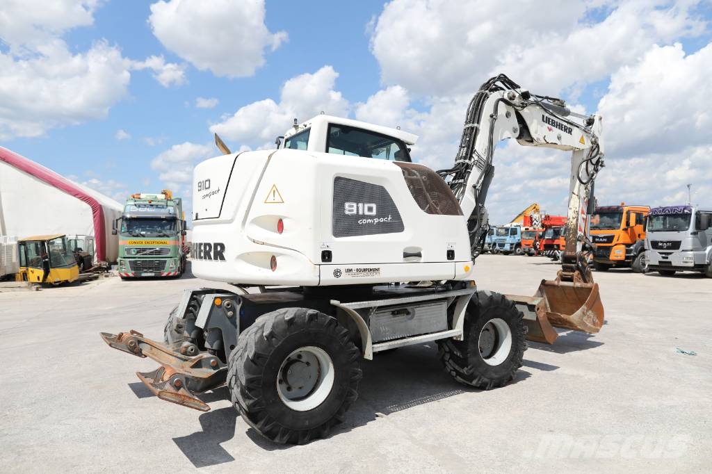 Liebherr A 910 Compact Litronic Excavadoras de ruedas