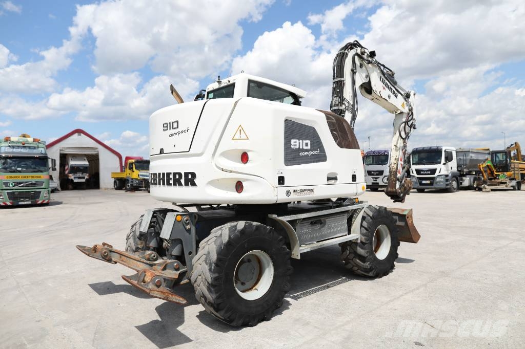 Liebherr A 910 Compact Litronic Excavadoras de ruedas
