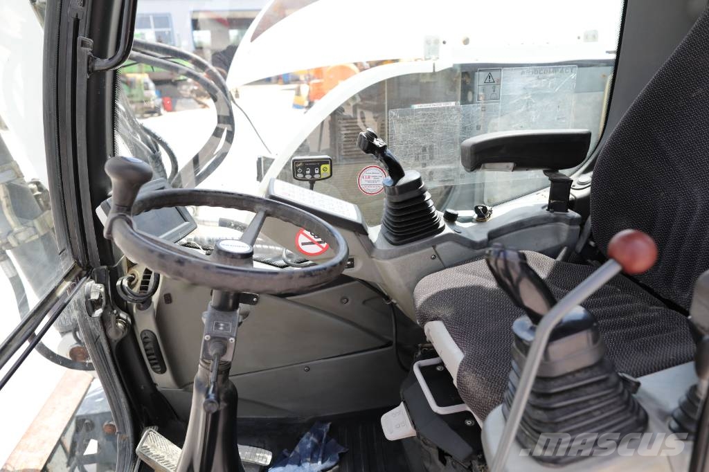 Liebherr A 910 Compact Litronic Excavadoras de ruedas