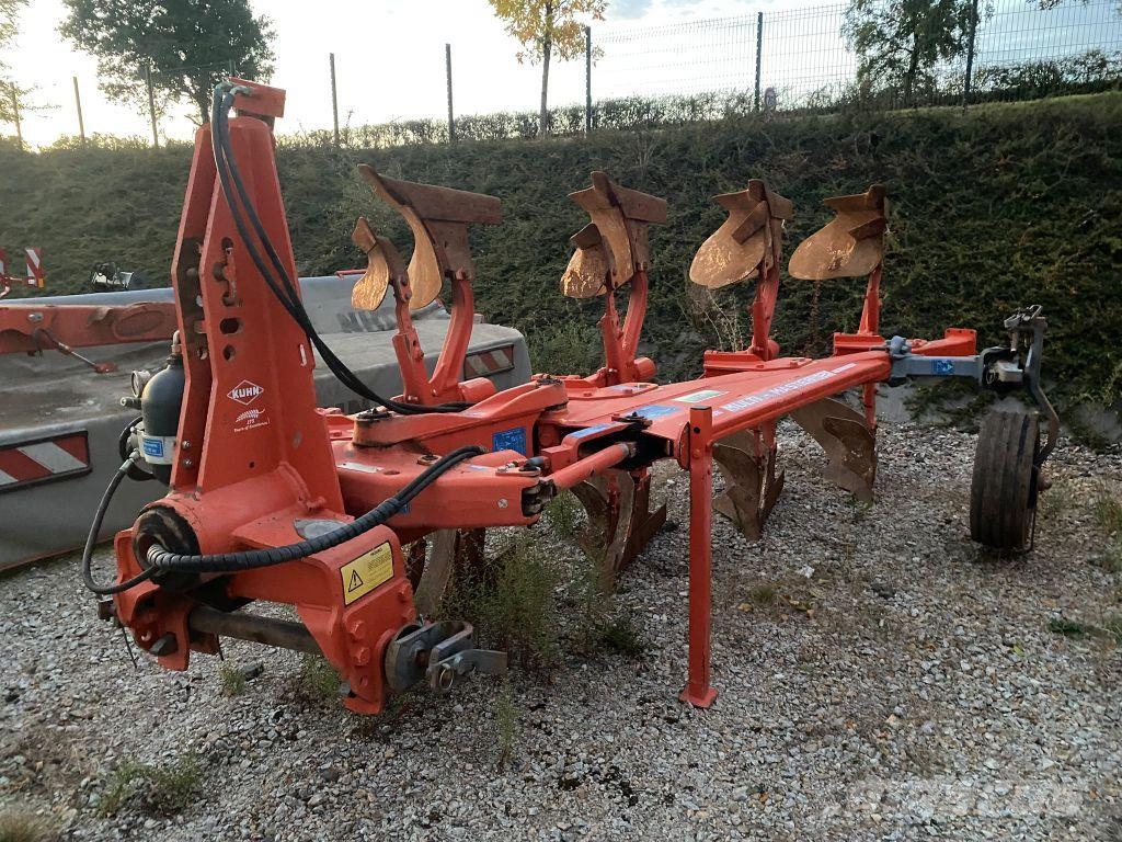 Kuhn multi master 121 محاريث تقليدية