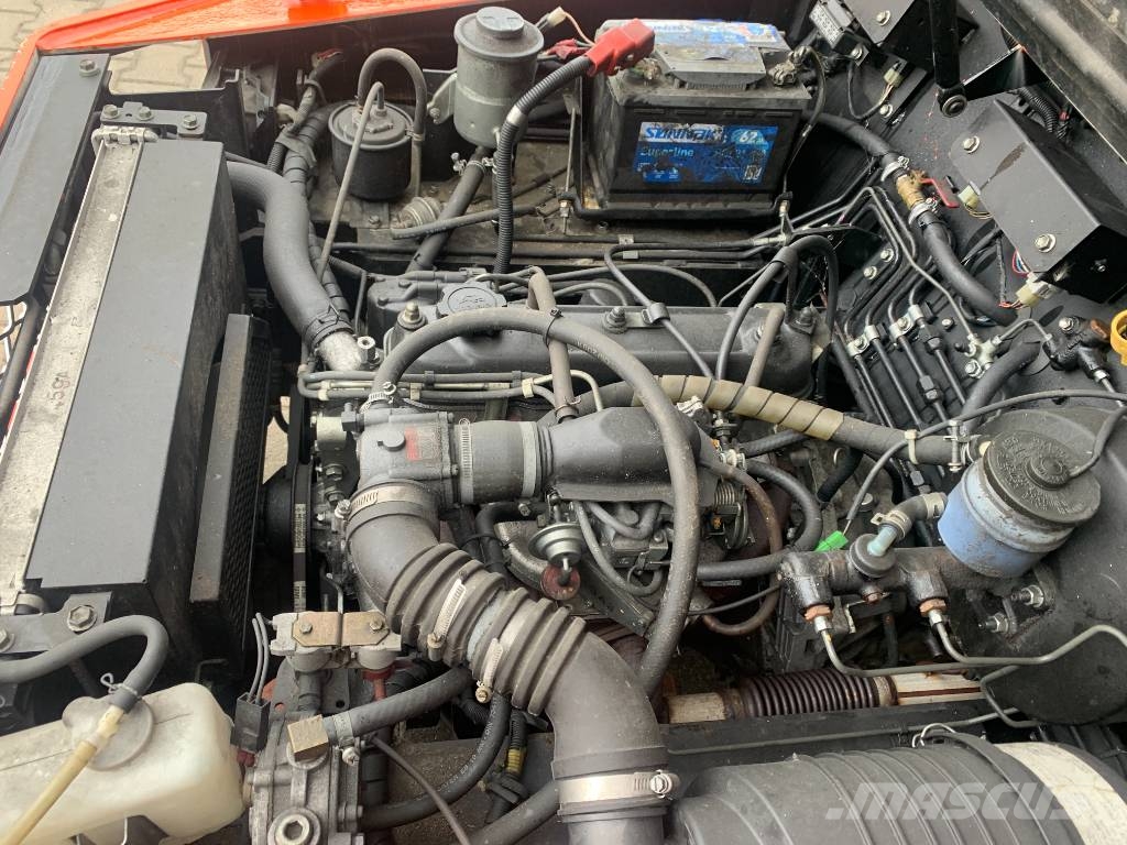 Toyota 2TG20 V-3878 EO Flughafenausrüstung