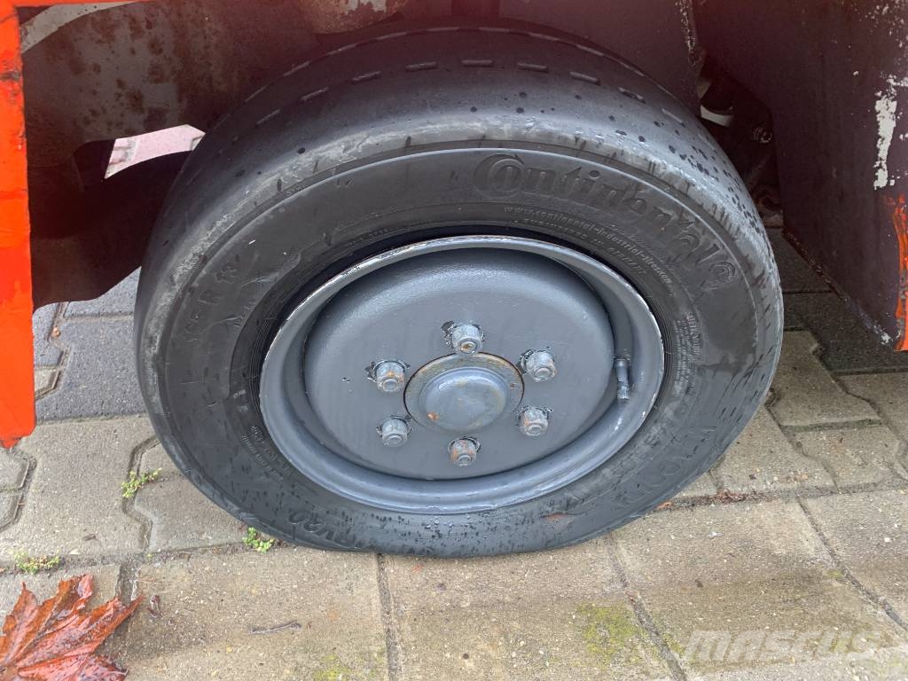 Toyota 2TG20 V-3878 EO Flughafenausrüstung