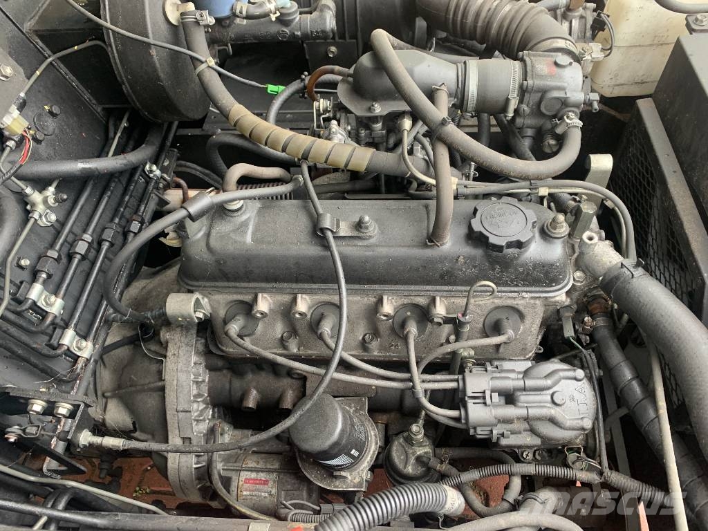 Toyota 2TG20 V-3878 EO Flughafenausrüstung