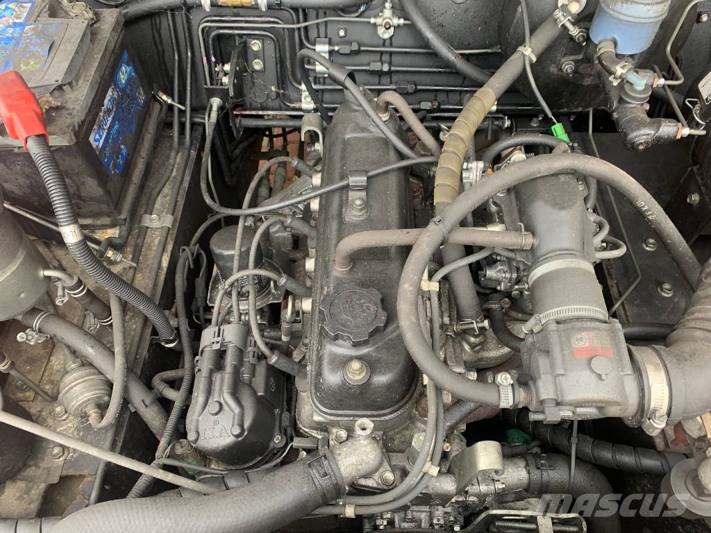 Toyota 2TG20 V-3878 EO Flughafenausrüstung