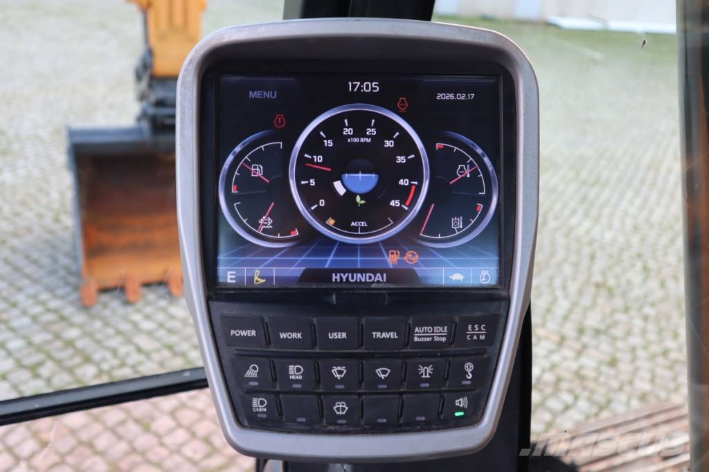 Hyundai HX 235 LCR 履带挖掘机