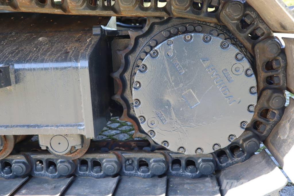 Hyundai HX 235 LCR 履带挖掘机