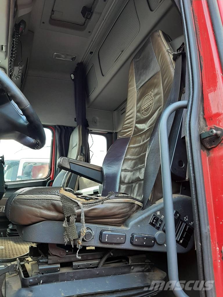 Volvo FH 16 Savivarčių priekabų vilkikai