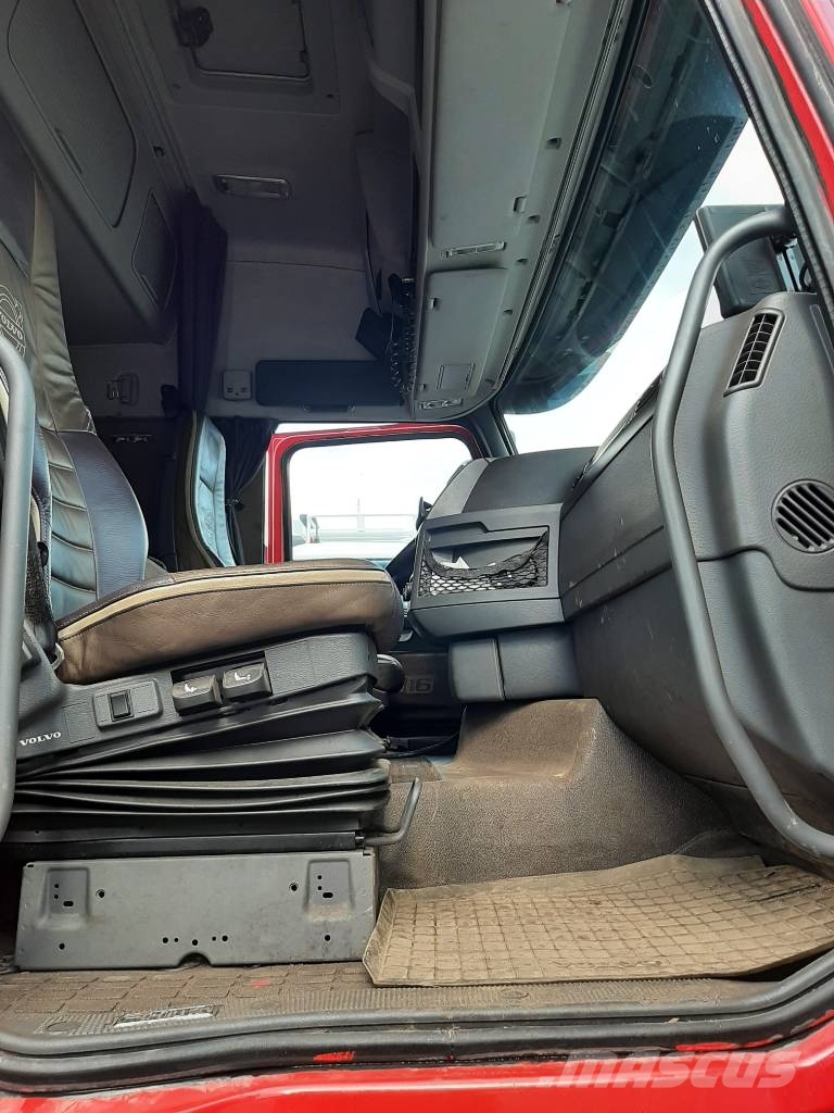 Volvo FH 16 Savivarčių priekabų vilkikai