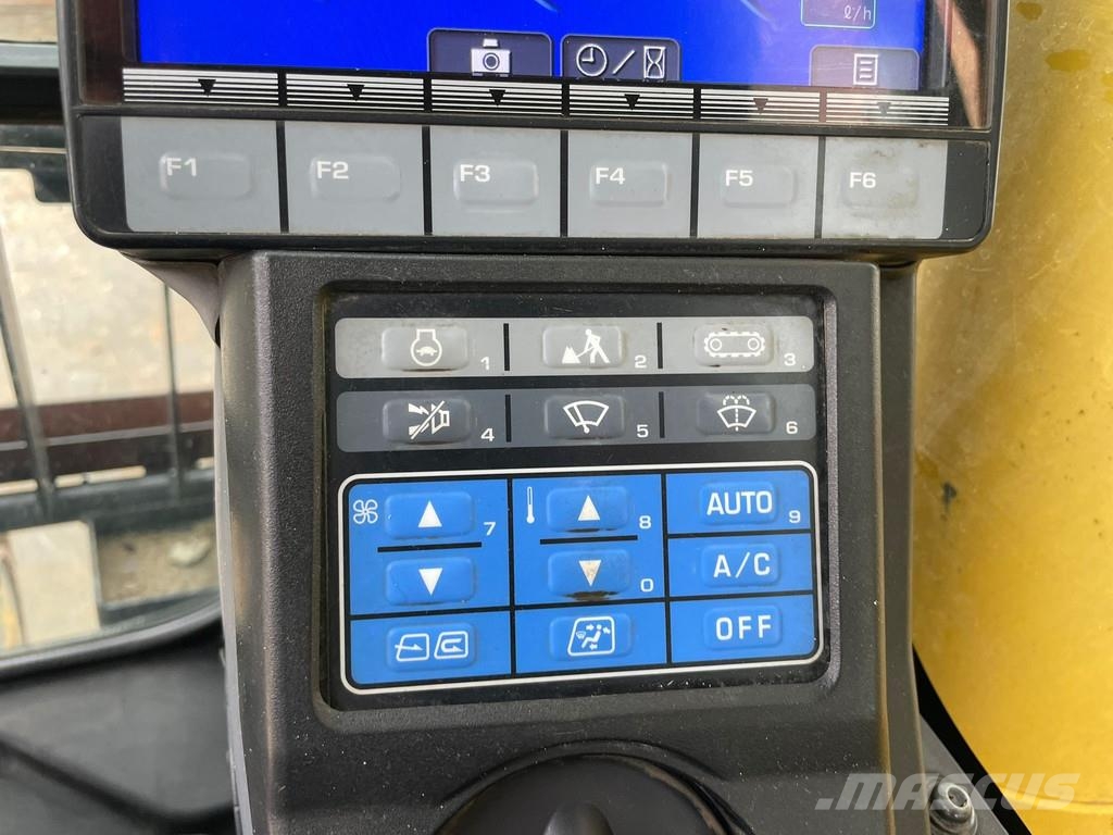 Komatsu PC240NLC-10 Crawler excavators