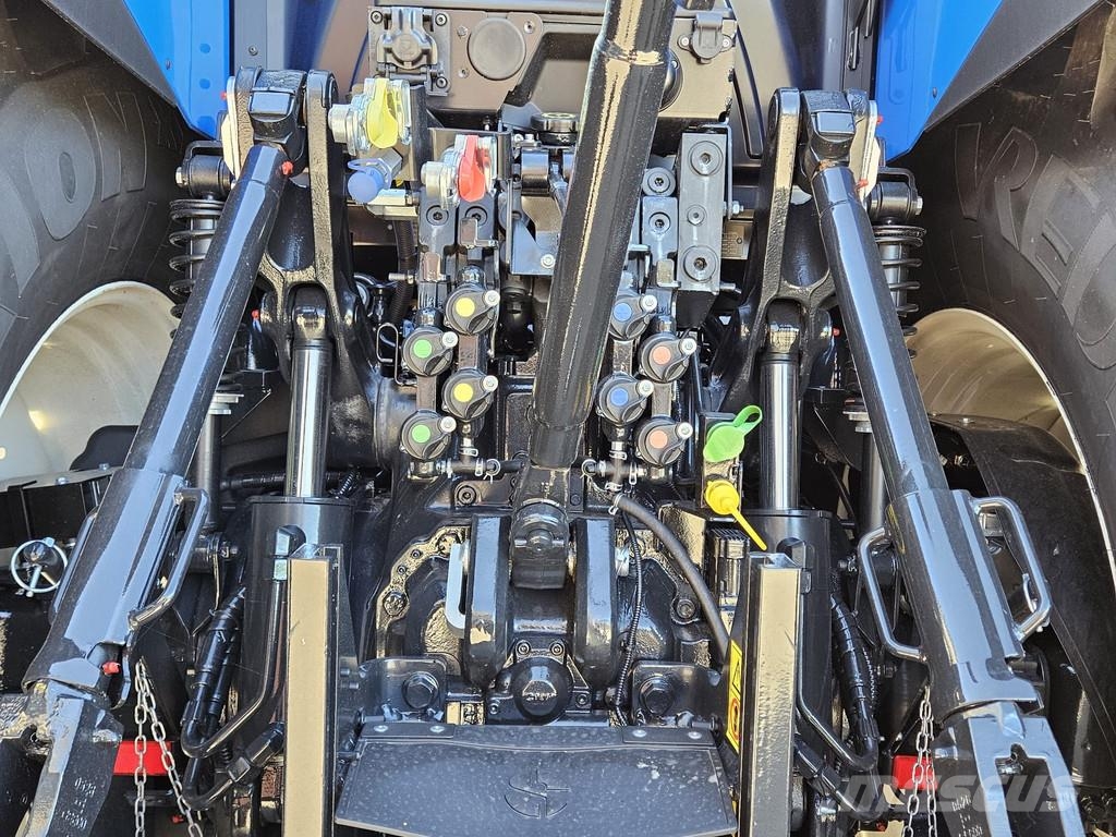 New Holland T7.245 Autocommand Next gen 拖拉机/农用车
