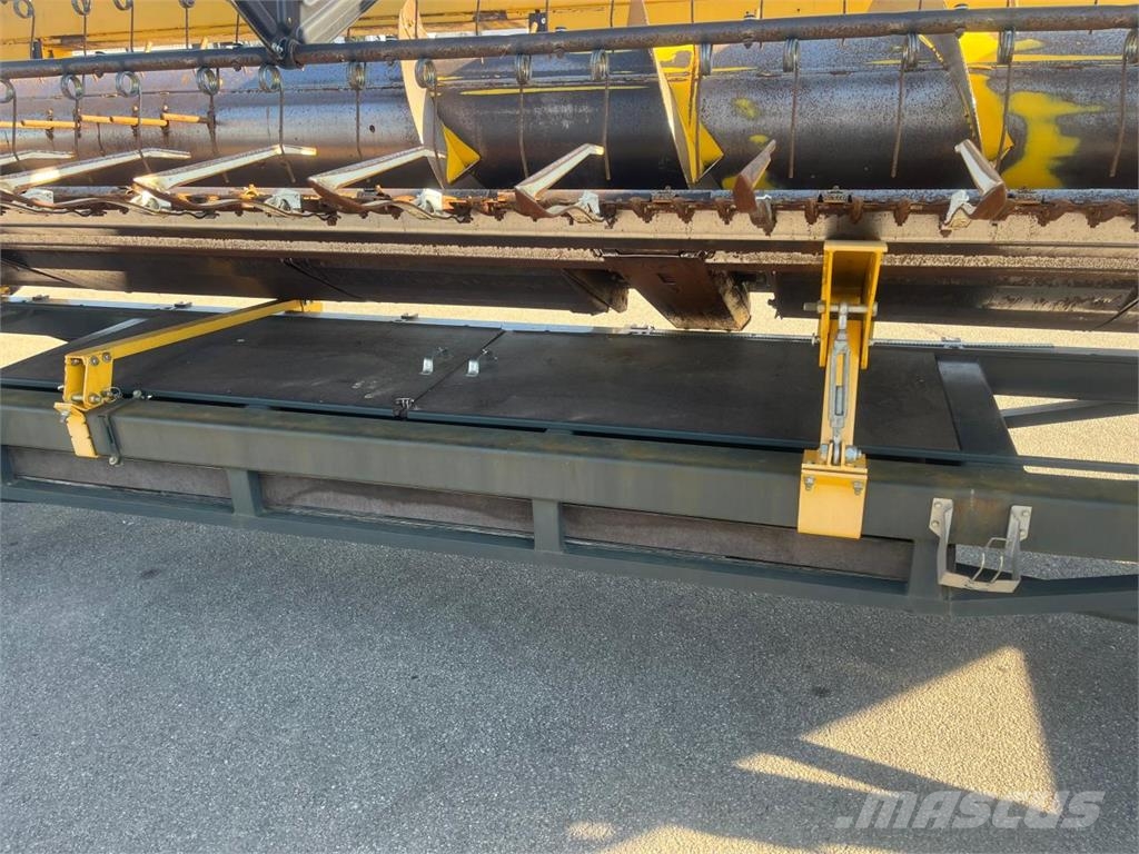 New Holland CR 9080 Schneidwerk 9,15m Varifeed HD, Bj.14, حصادات