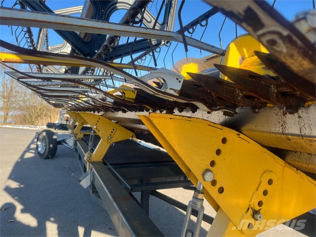 New Holland CR 9080 Schneidwerk 9,15m Varifeed HD, Bj.14, حصادات