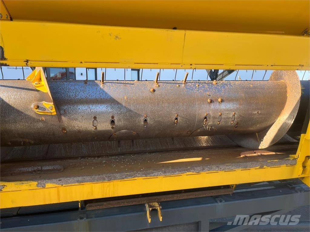 New Holland CR 9080 Schneidwerk 9,15m Varifeed HD, Bj.14, Mietitrebbiatrici