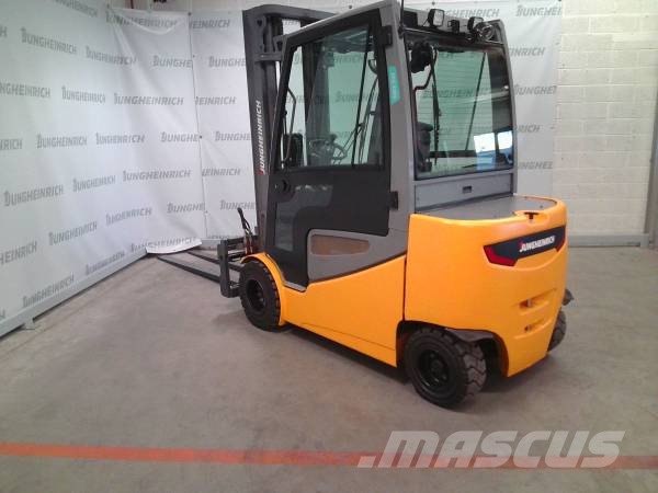 Jungheinrich EFG S30 Sähkötrukit