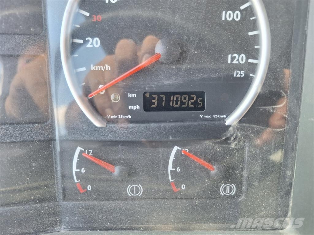 MAN TGA 35.410 8X4 + DOPRAVNÍK Nákladní vozidlo bez nástavby