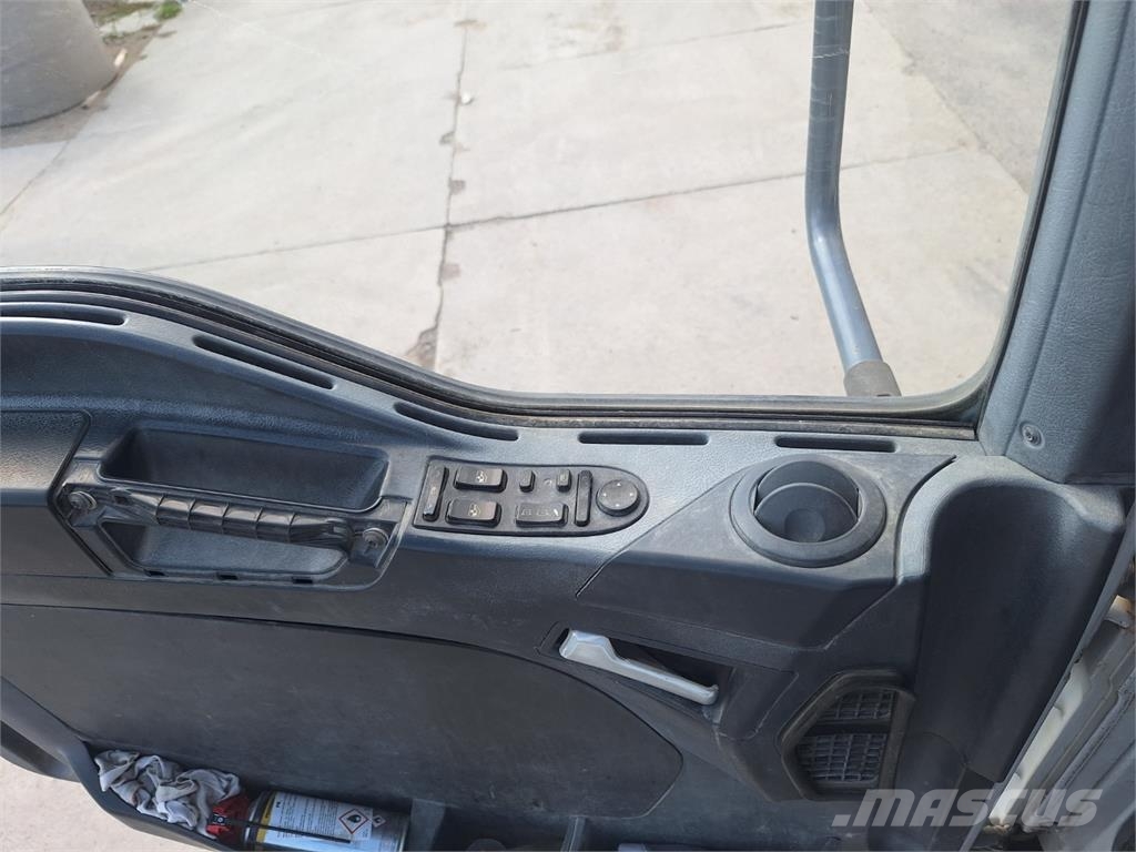 MAN TGA 35.410 8X4 + DOPRAVNÍK Nákladní vozidlo bez nástavby