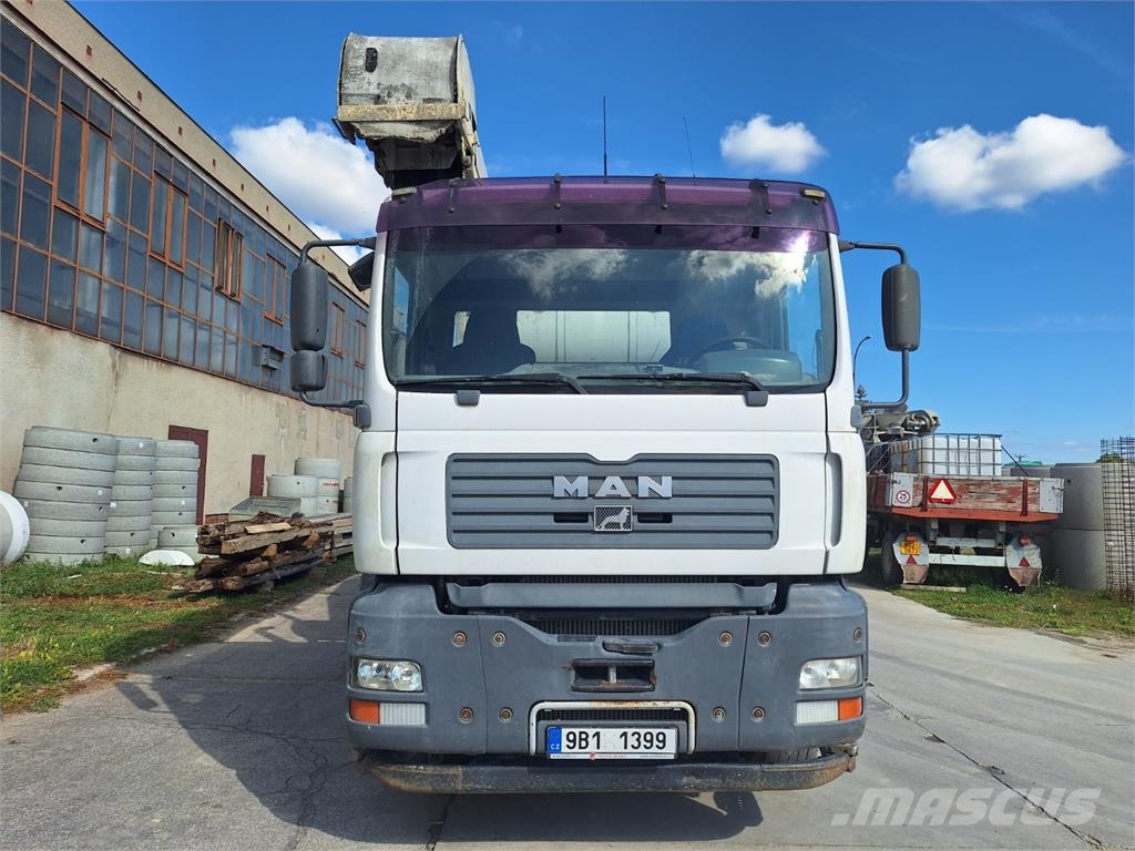 MAN TGA 35.410 8X4 + DOPRAVNÍK Nákladní vozidlo bez nástavby