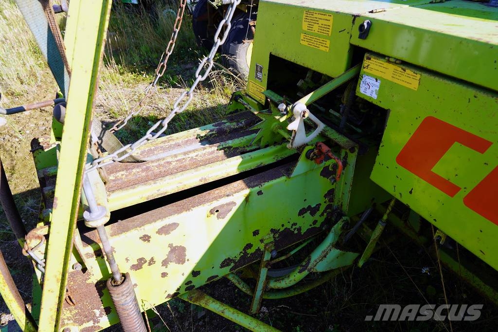 CLAAS MARKANT 40 / B1901 Heinapressid