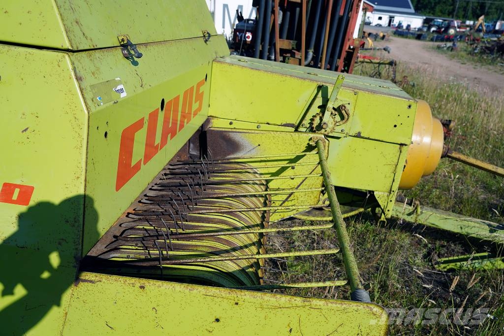CLAAS MARKANT 40 / B1901 Heinapressid