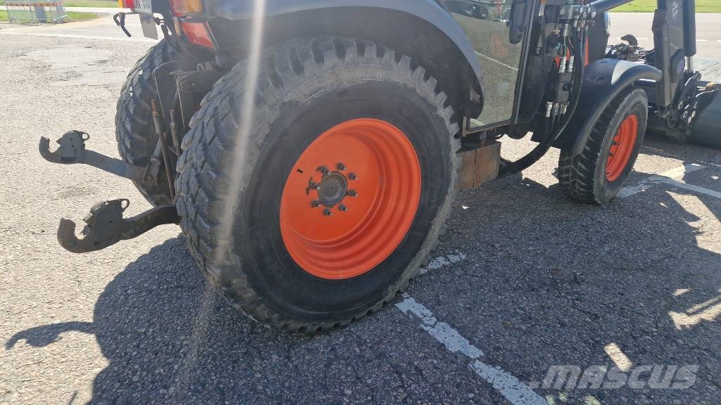 Kubota M 8540 Traktorit