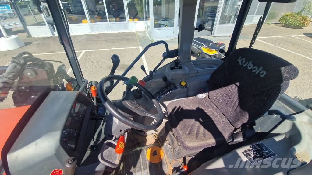 Kubota M 8540 Traktorit