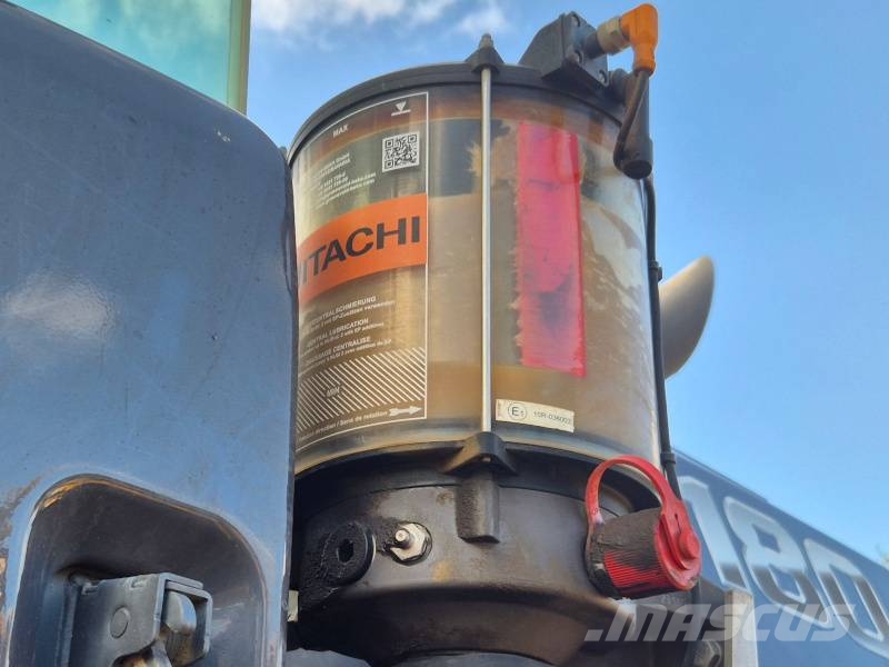 Hitachi ZW 180-7 Колесни товарачи