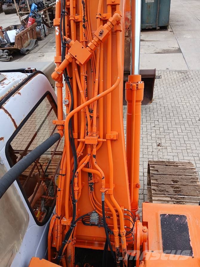 Hitachi EX 165 LC Escavadeiras de esteiras