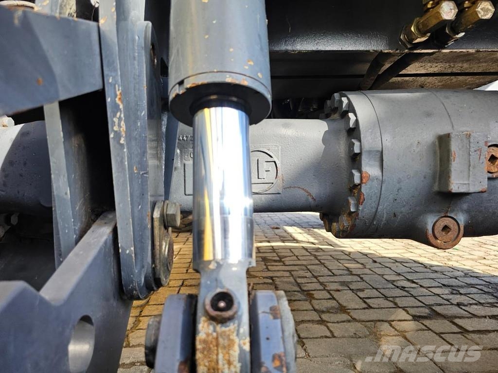 Atlas 160W Wielgraafmachines