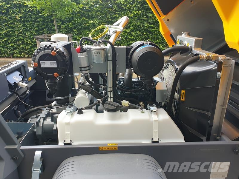 Atlas Copco XAS 58-7 G 6 WHEELS N.B. Kompressoren