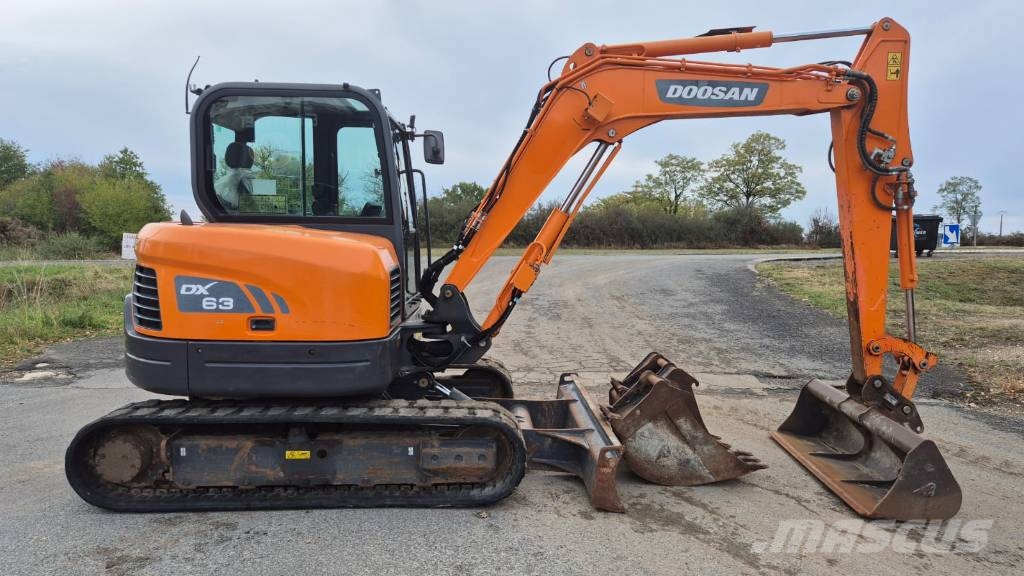Doosan DX 63-3 Mini pelle < 7t