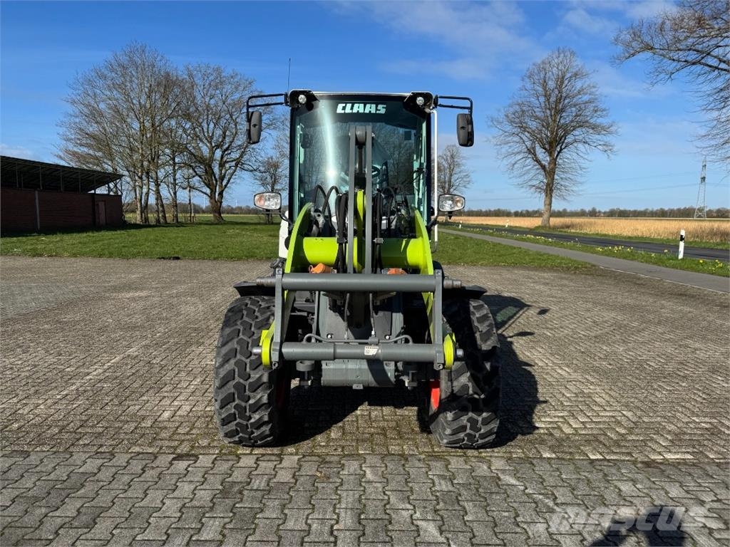 CLAAS Torion 537 SINUS لوادر بعجل