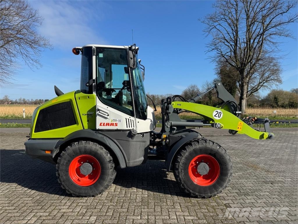 CLAAS Torion 537 SINUS لوادر بعجل